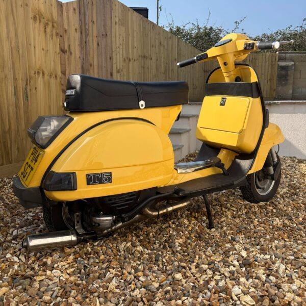 Darren Haulker from Manchester with Ticket Number 742 Wins Vespa T5 Classic Malossi 172 - Thursday 3rd April