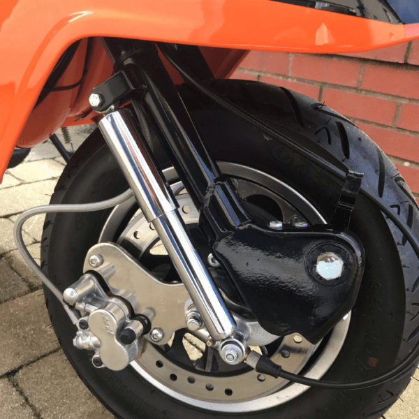 John Cooper from Hampshire with Ticket Number 5526 Wins Lambretta Li Special RB 200 - Dave Adams Build - Monday 14th April - Image 5