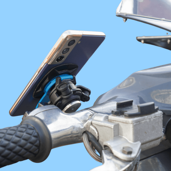 Darren Glenn with Ticket Number 157 Wins Stickyfeatures Classic Lambretta Phone Mount Kit – Monday 7th April